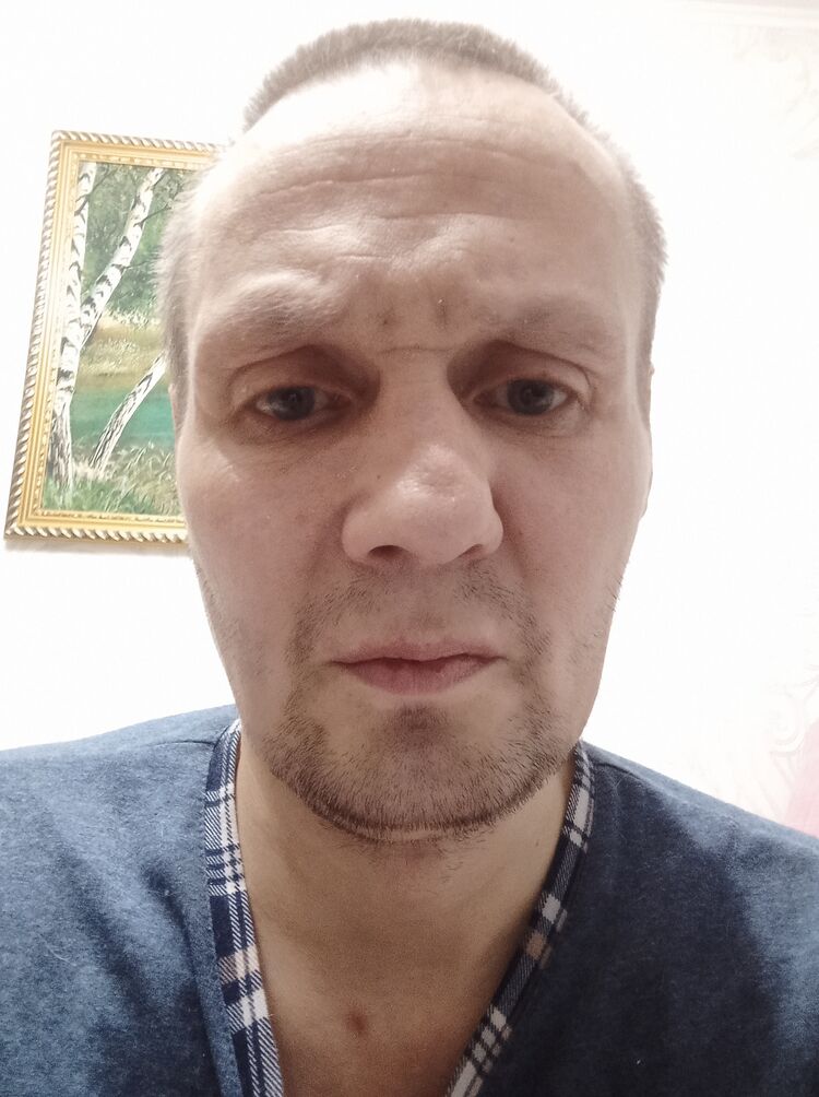  40615134  Maksim, 43 ,    