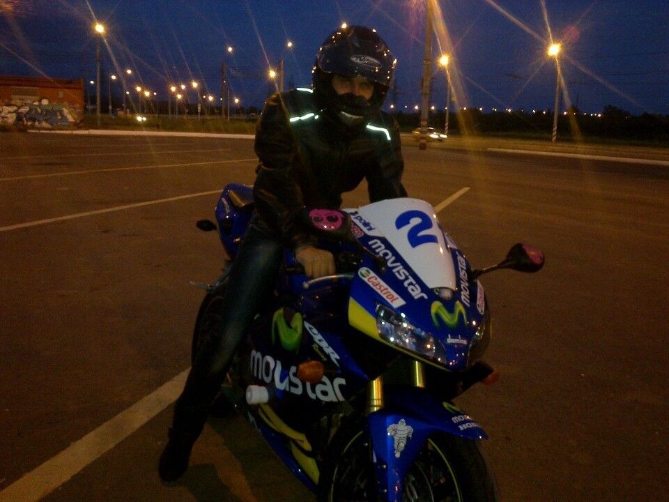  9350674  , 32 ,    