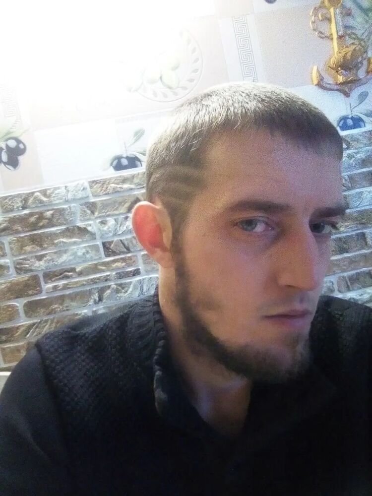 27821324  , 40 ,    