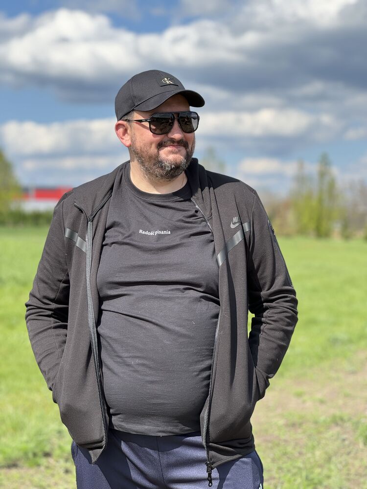  50357124  Egor, 41 ,    