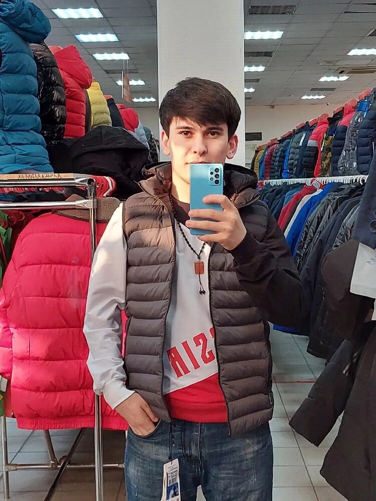  28423834  , 24 ,    
