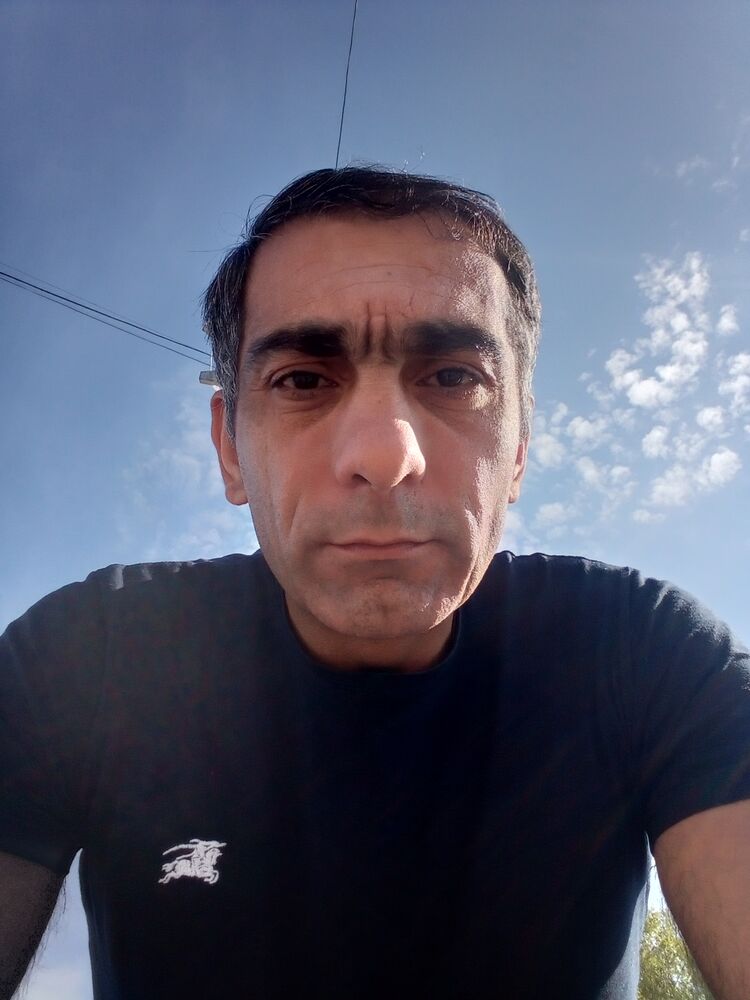  ,   David, 44 ,   ,   