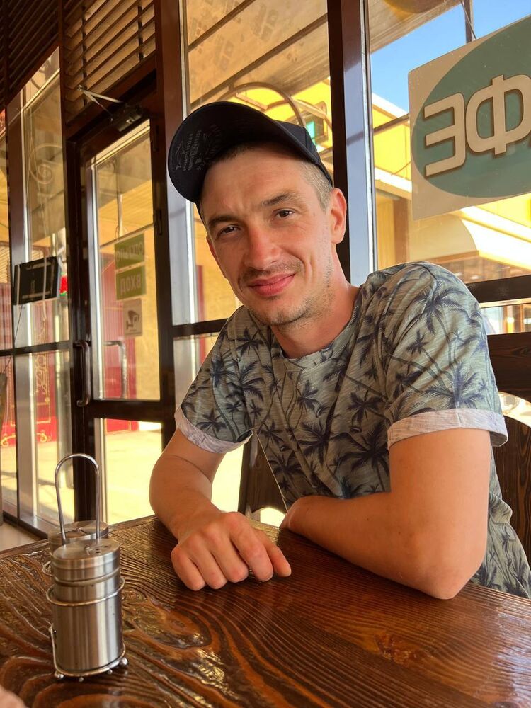  54158454  Jamal, 32 ,    Goddard