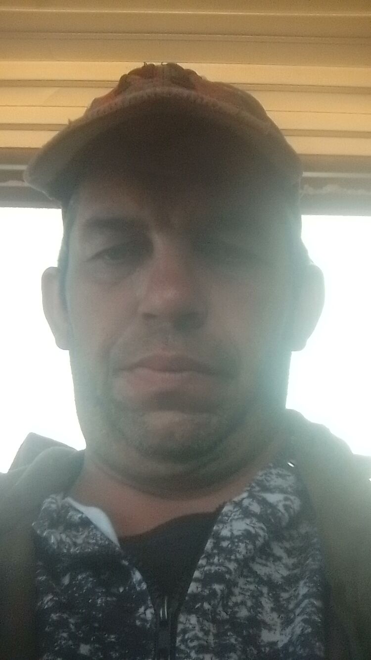  49552084  , 41 ,    
