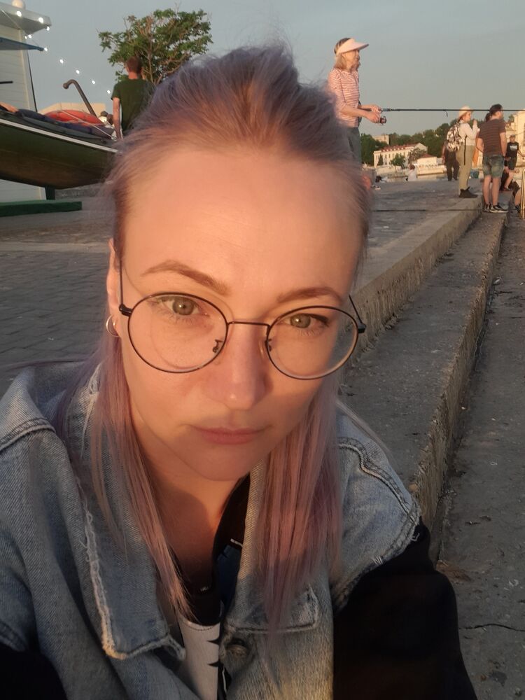  28883944  , 33 ,    