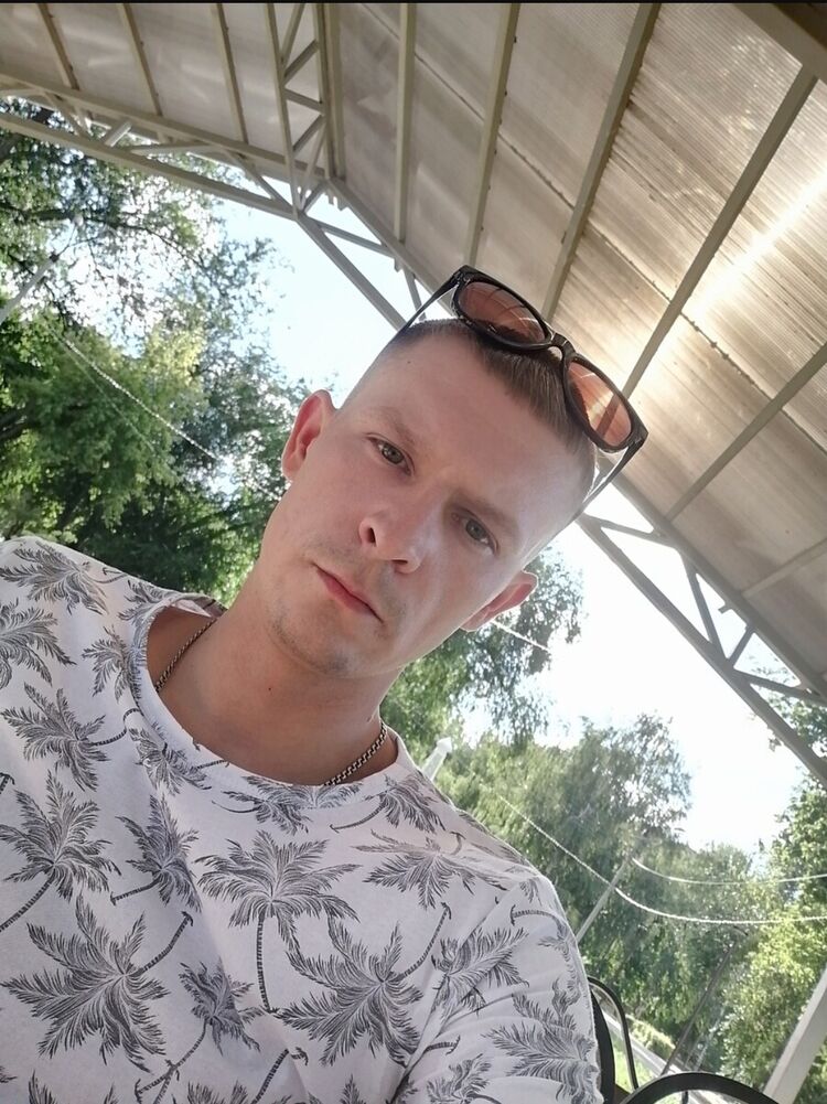  ,   Andrey, 31 ,   ,   