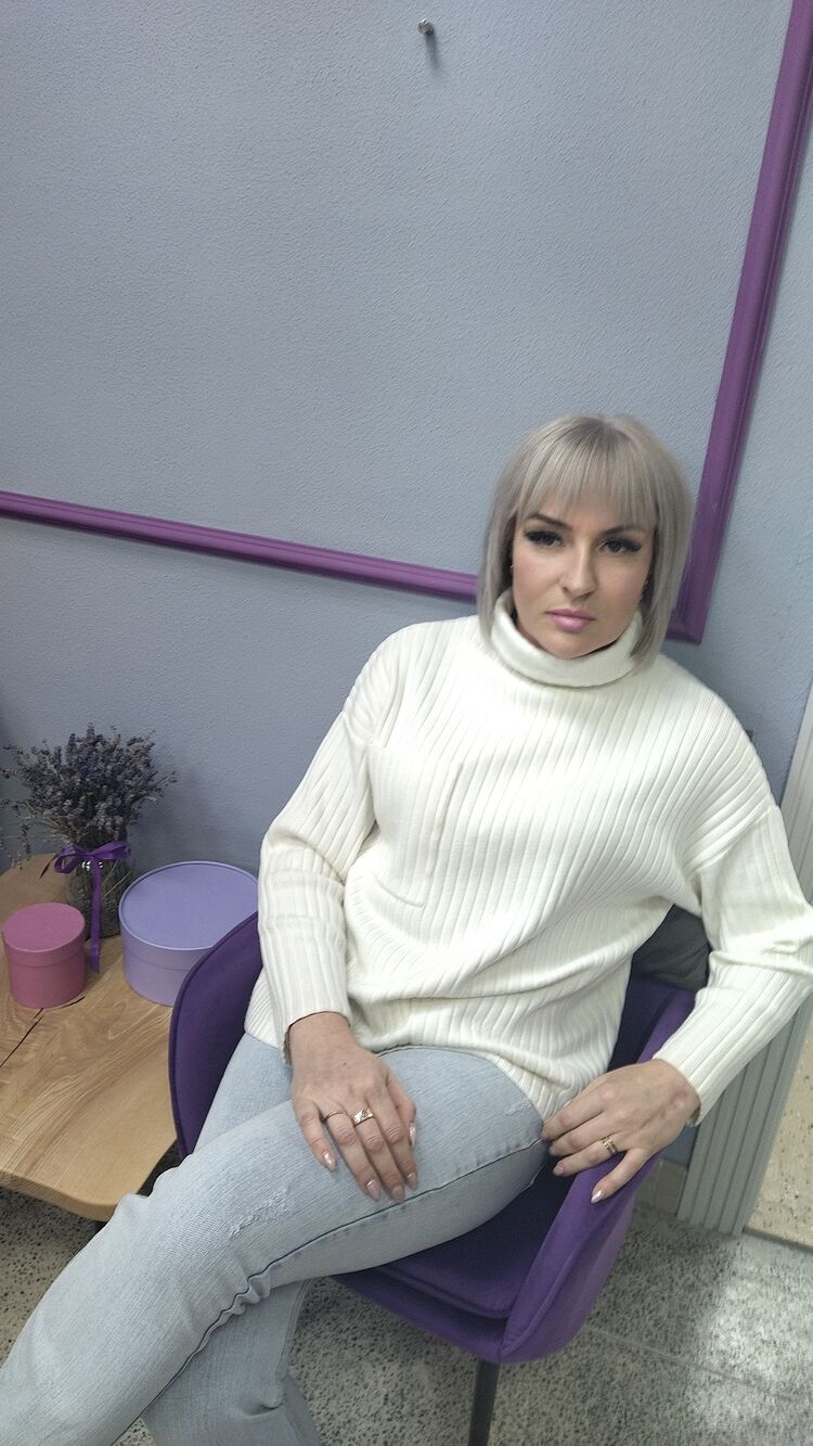  --,   , 44 ,   c 