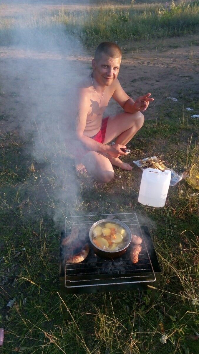  11383494  Aleks, 39 ,    