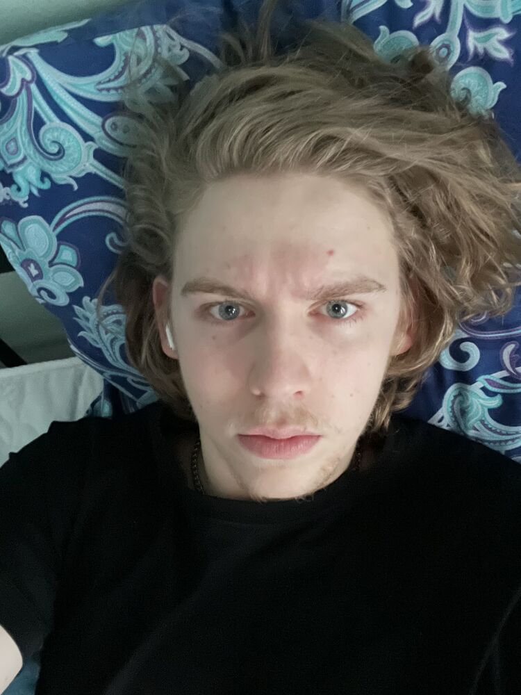 ���� 33987434 ����� Emil, 20 ���, ���� ���������� � ������