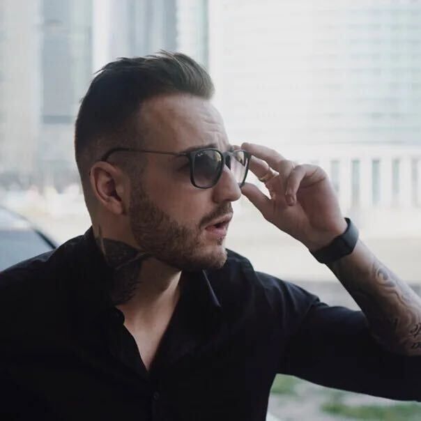  44194514  , 38 ,    -