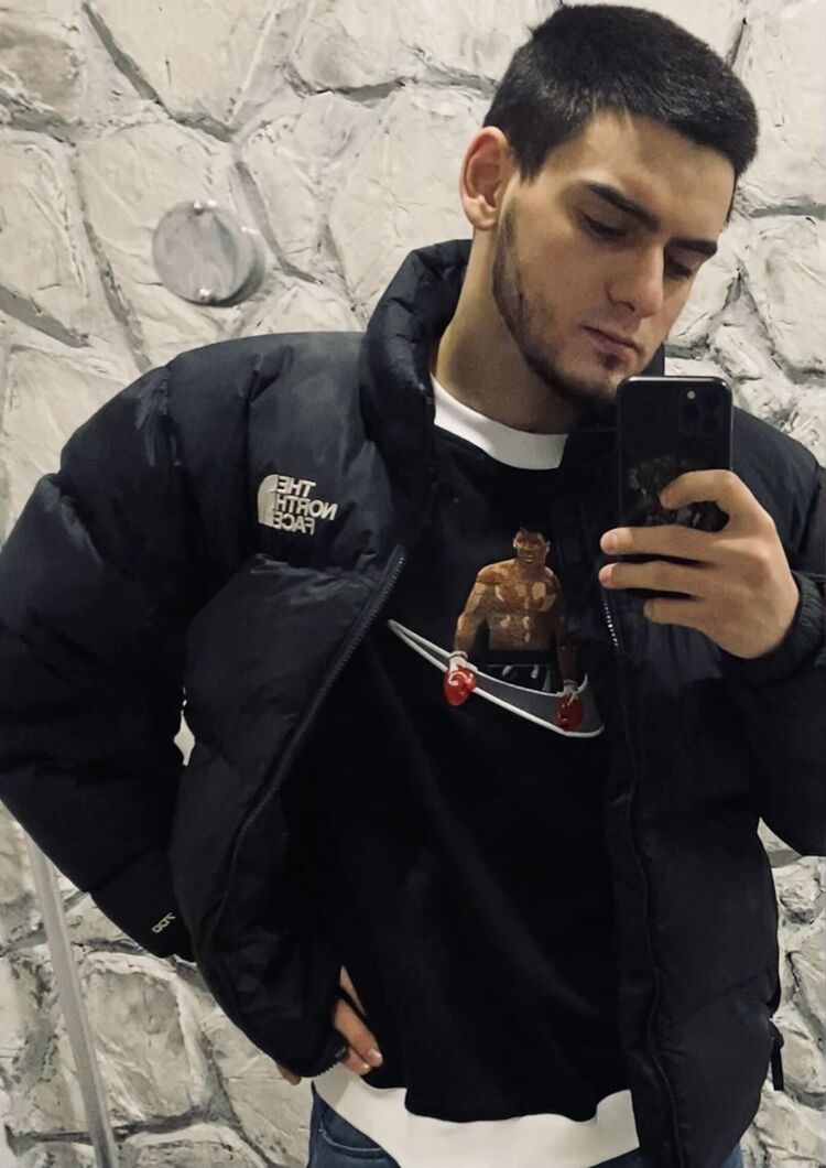  35273084  Faik, 27 ,    