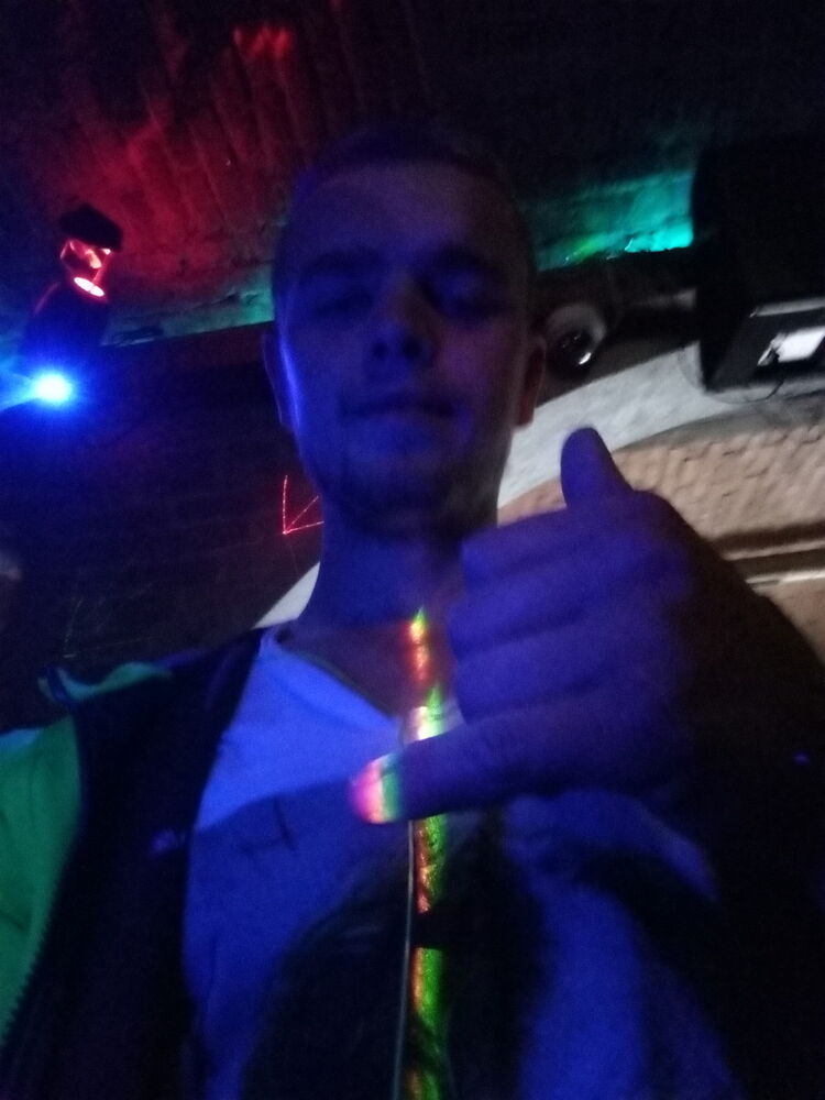  17567784  Vitalij, 26 ,    Kyje