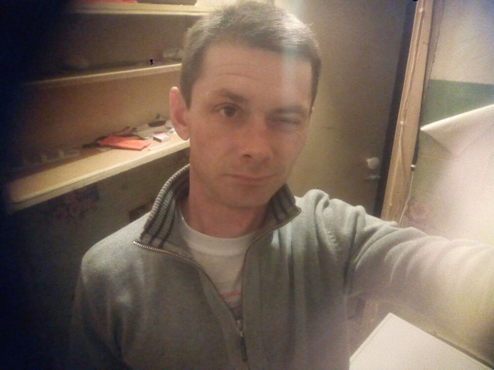  ,   DENNIS, 43 ,     , c 