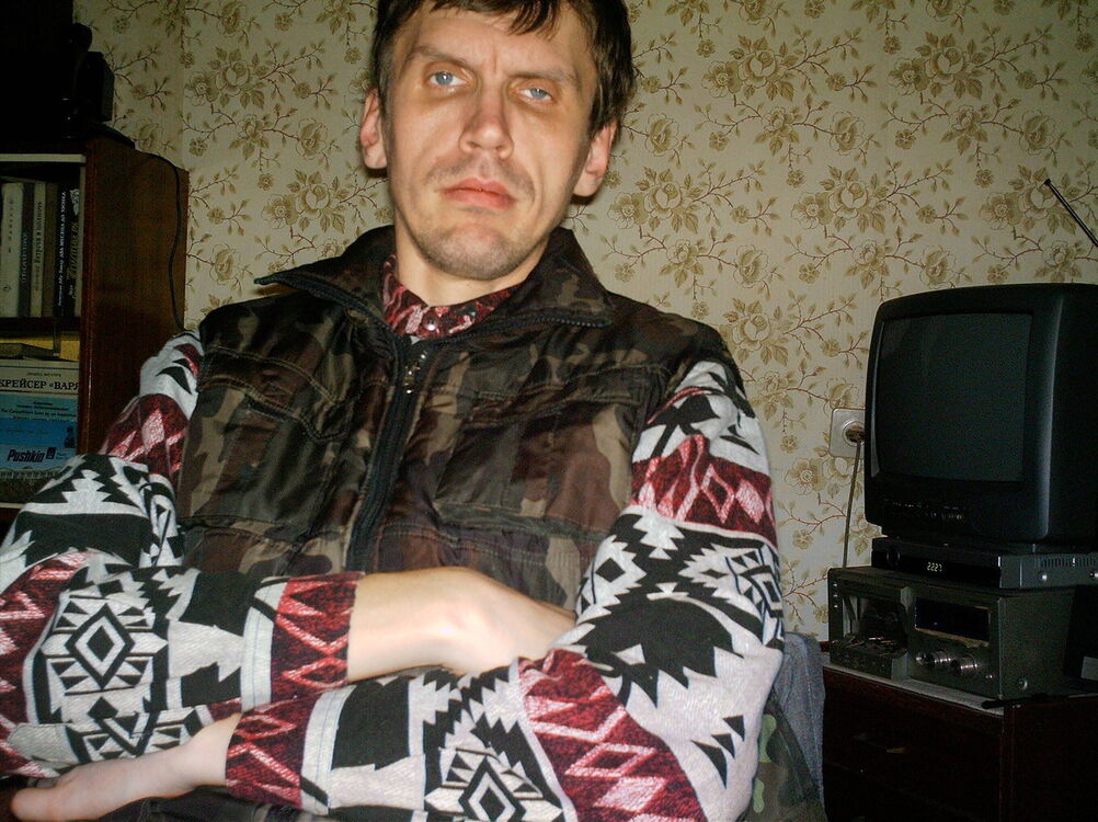  14722644  Igor, 55 ,    
