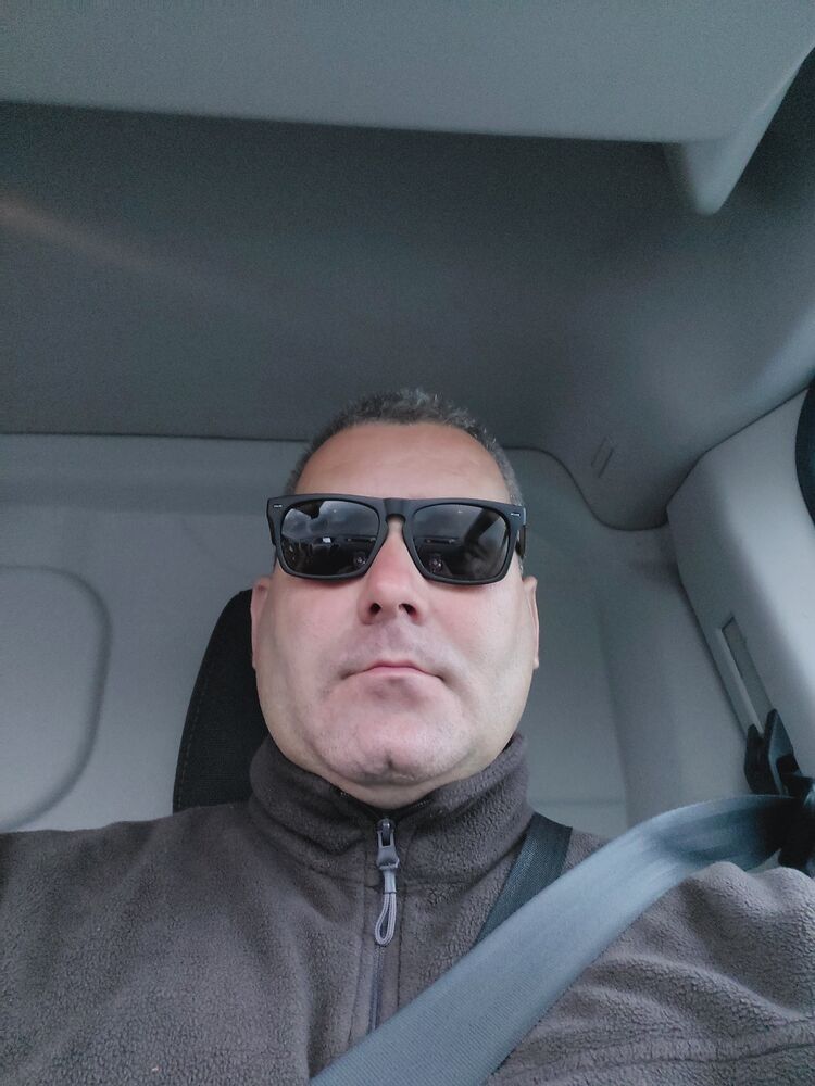  43961684  Alex, 38 ,    