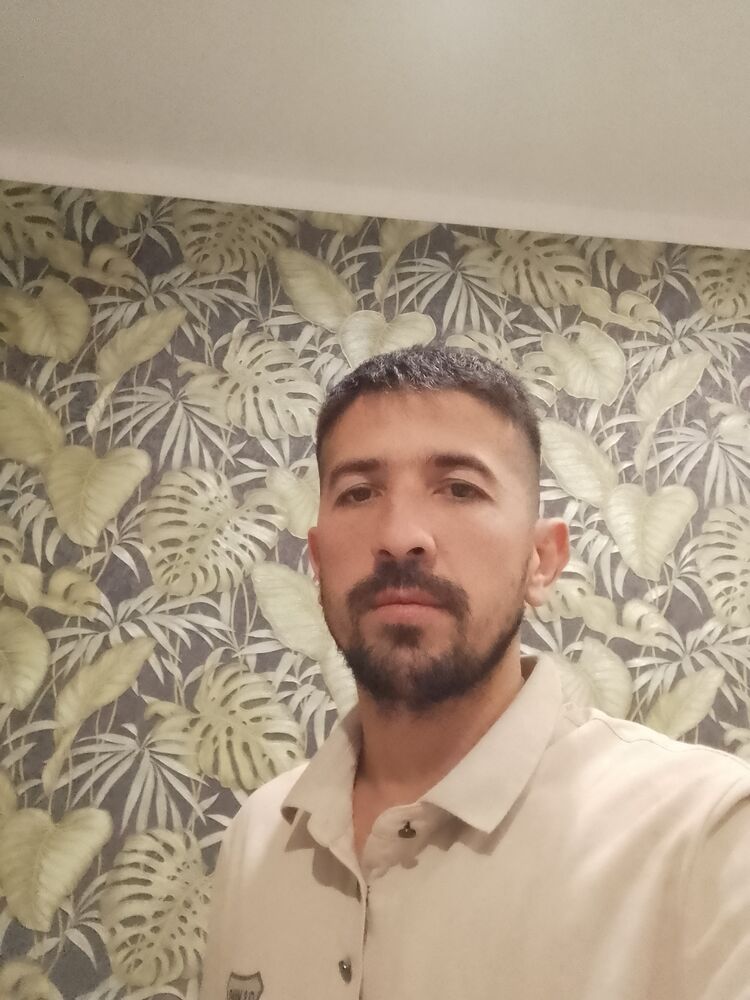  45998484  Serj, 36 ,    --