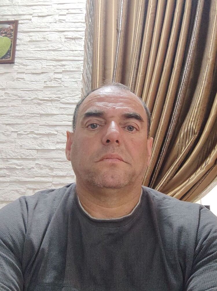  37257484  , 51 ,    