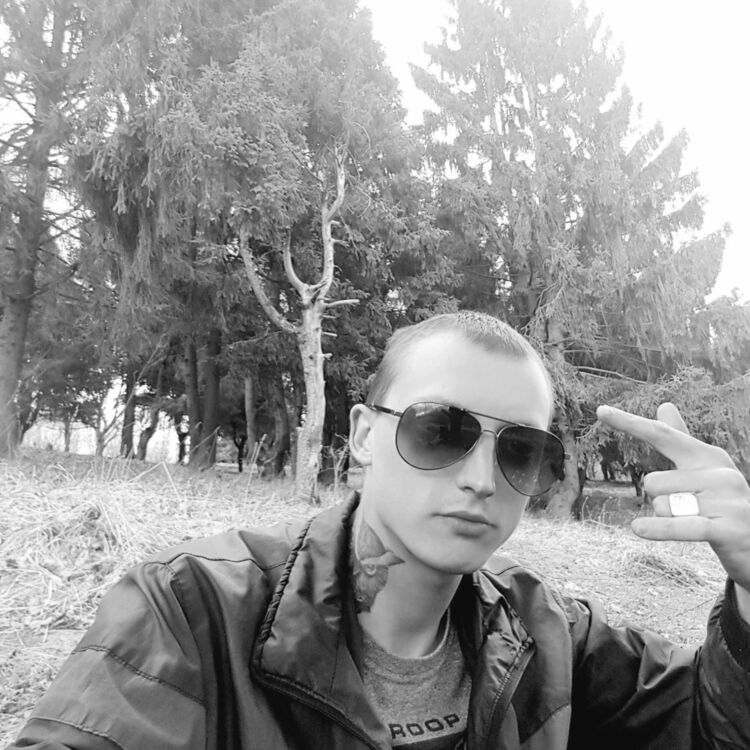  19285644  VOVA, 31 ,    