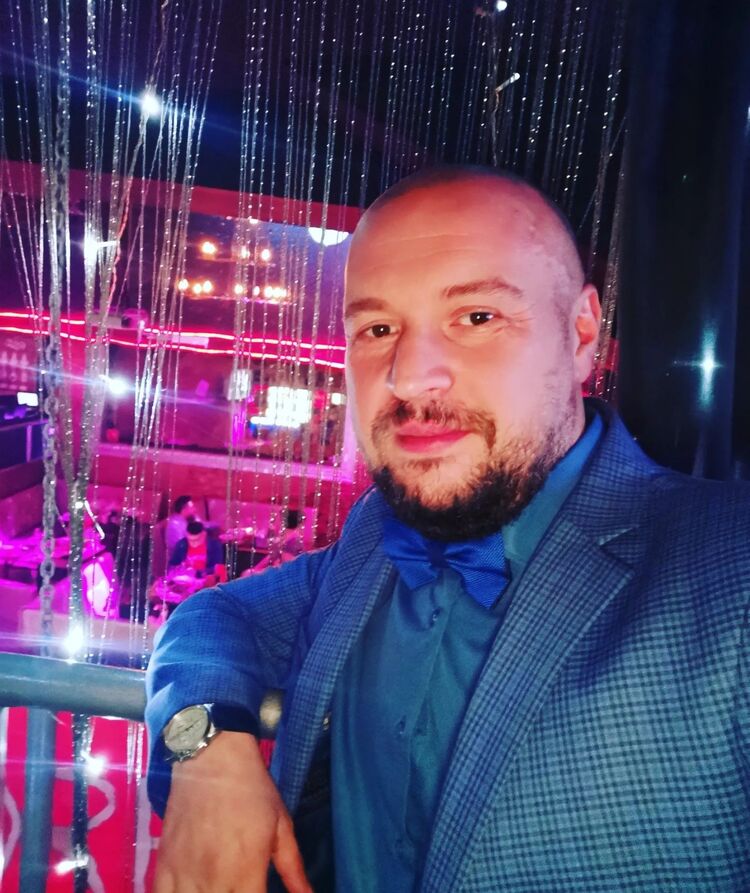  47780124  Leonid, 42 ,    