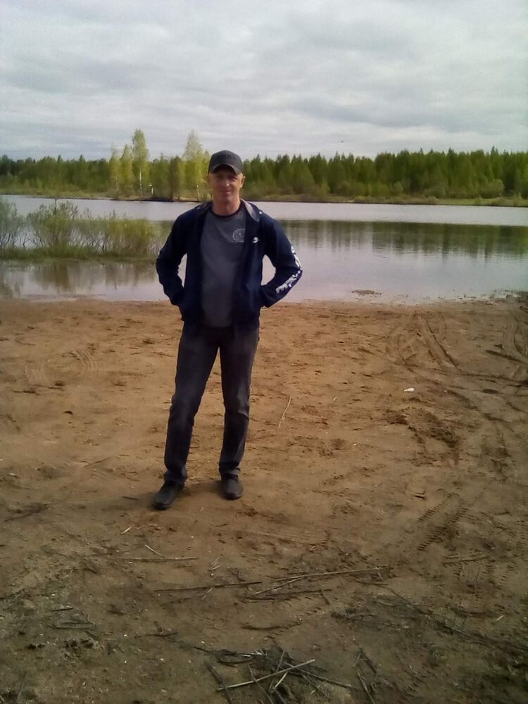  29269554  Sergei, 44 ,    