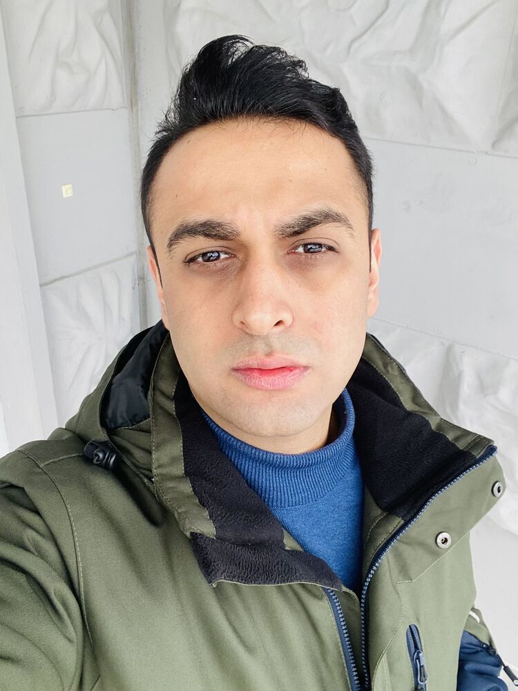  33578944  Mark, 37 ,    