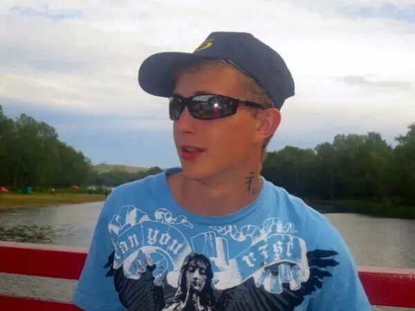  ,   Aleks, 33 ,   ,   , c , 