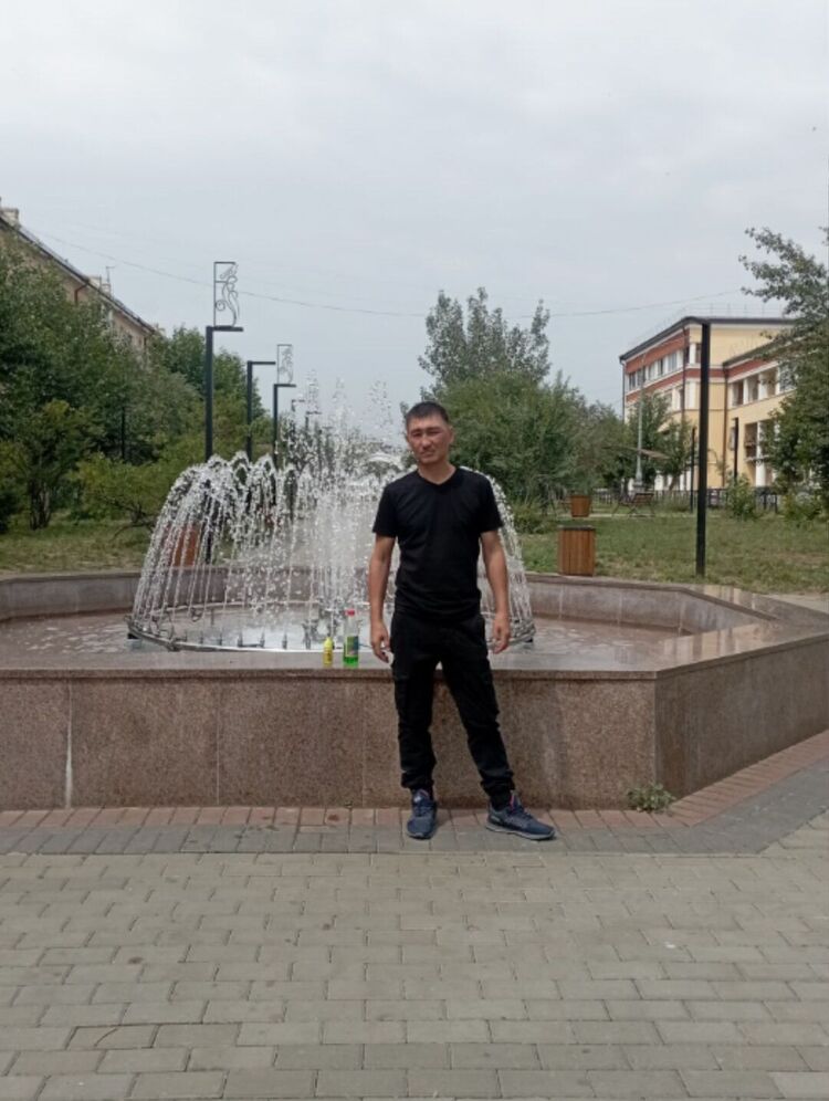  45141844  Slavik, 43 ,    -