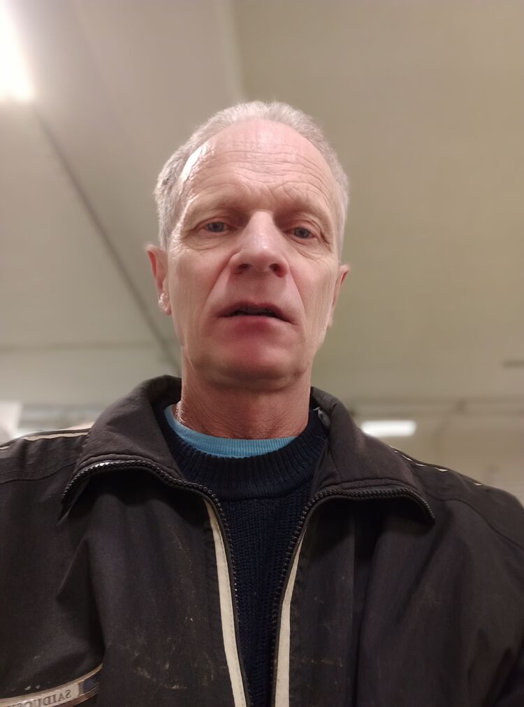  ,   Andrey, 62 ,   ,   