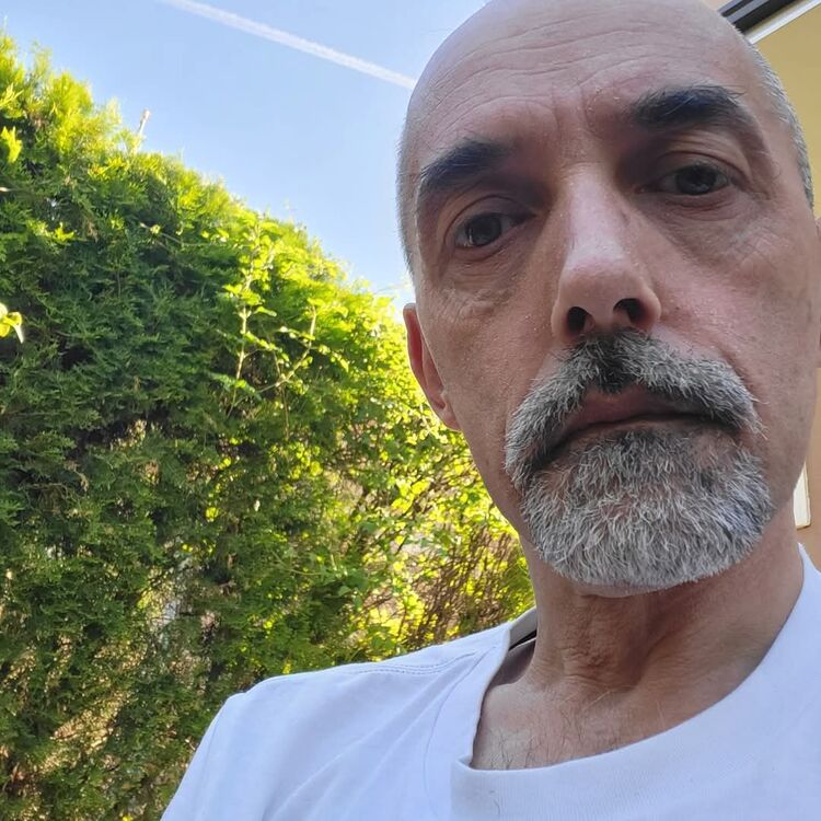  48820394  , 51 ,    