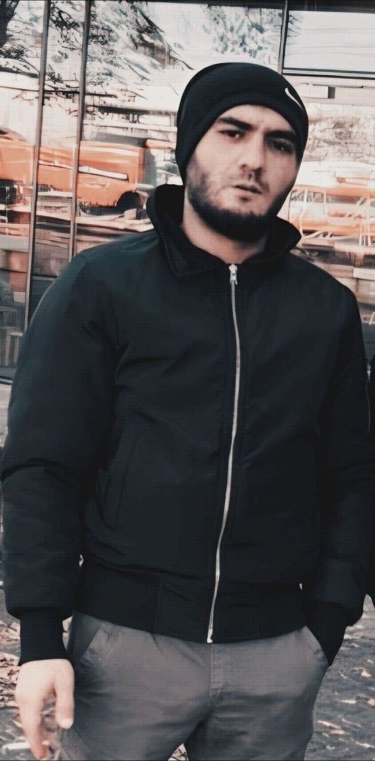  54263694  Sahin, 30 ,    