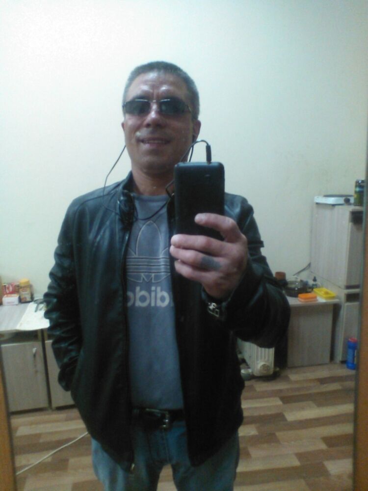  9409514  , 52 ,    