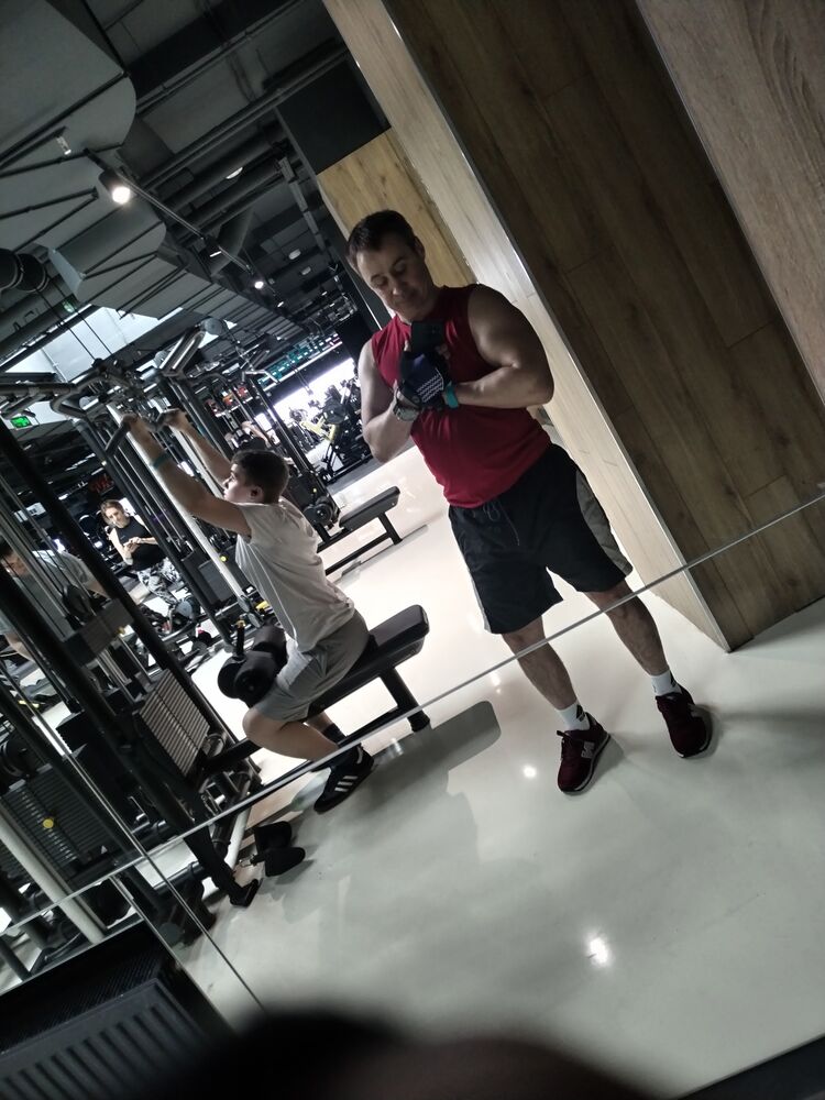  ,   Alex, 44 ,   ,   
