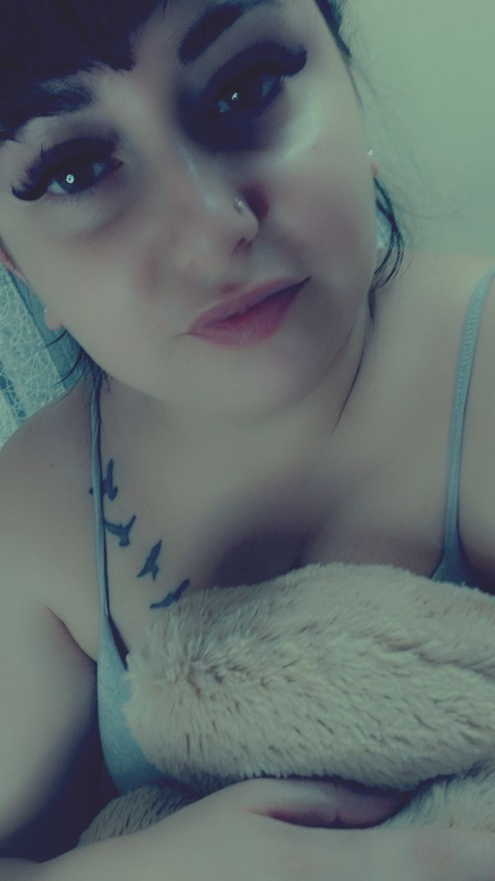  50320024  Deana, 26 ,    