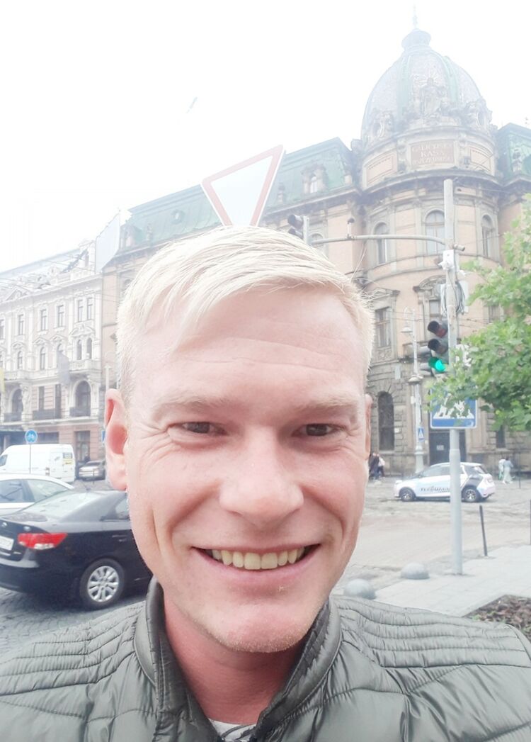  ,   Slavik, 36 ,   ,   
