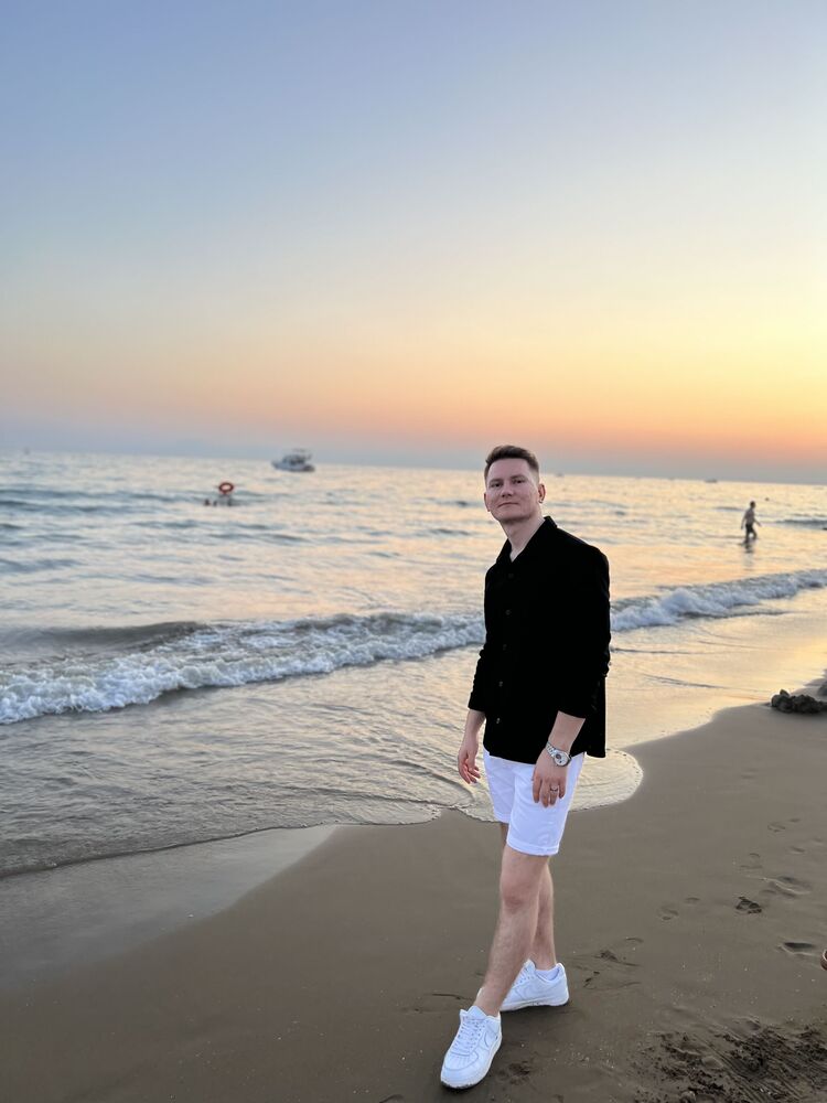  ,   Pavel, 29 ,   ,   , 