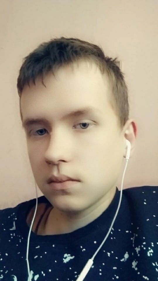  42582504  Vadim, 19 ,    