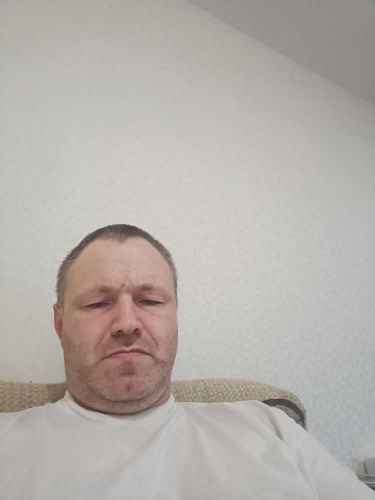  ,   Sergej, 41 ,   ,   