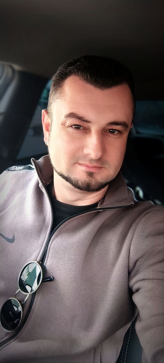  52870844  , 36 ,    