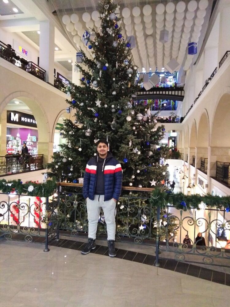  ,   Omid, 27 ,   ,   , c 