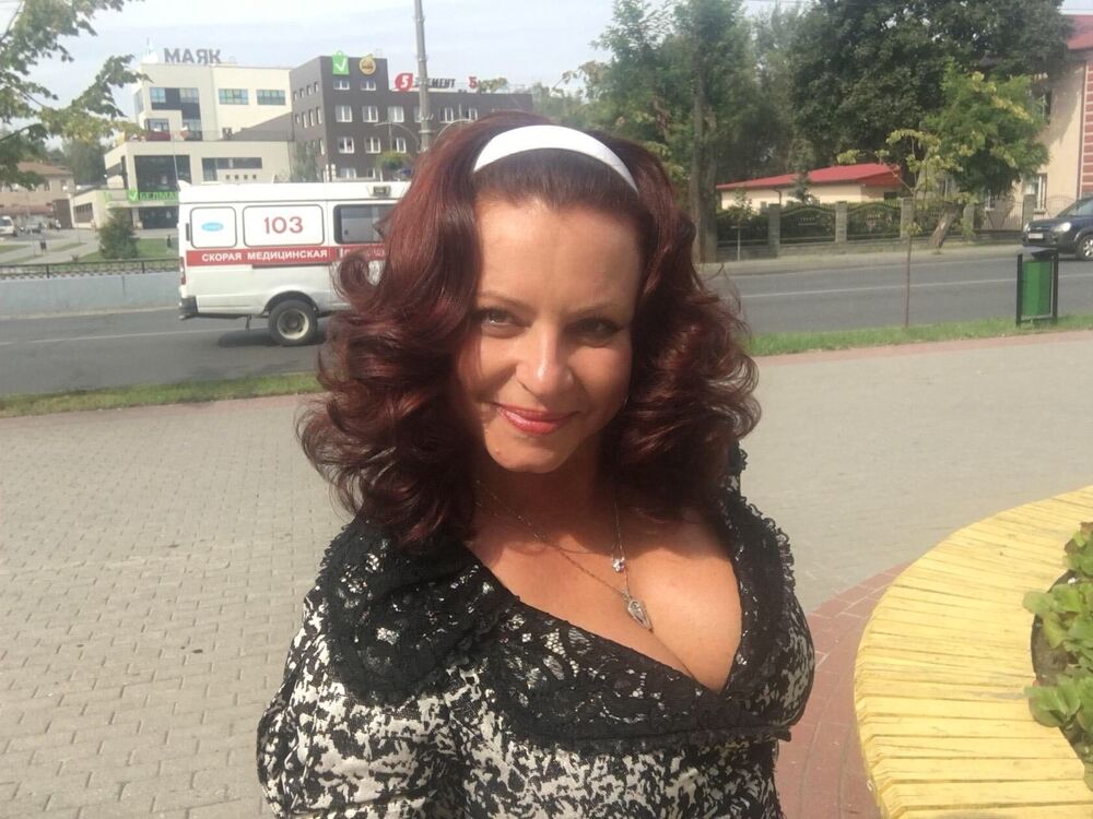  23928314  Milana, 38 ,    