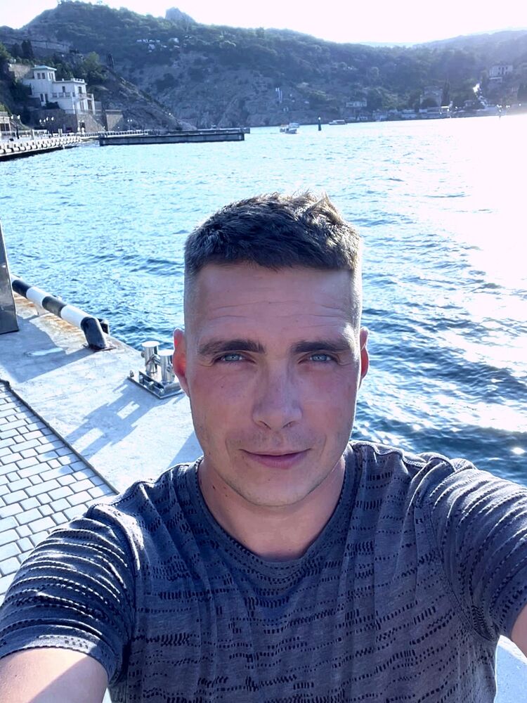  28878484  Alexey, 32 ,    