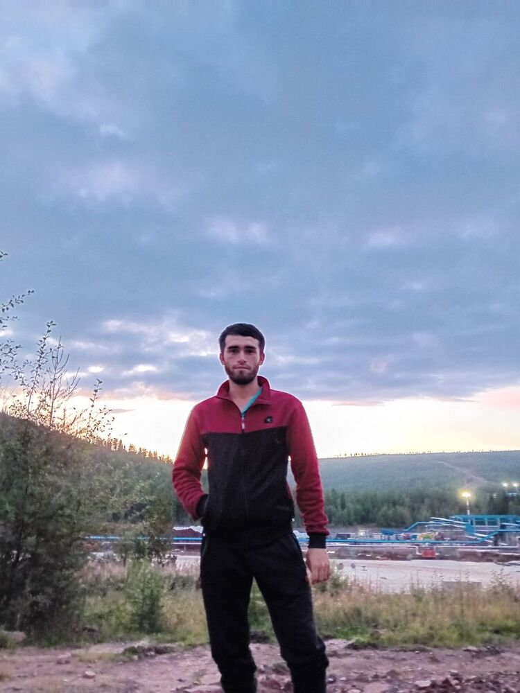  44458294  Shaxboz, 27 ,    