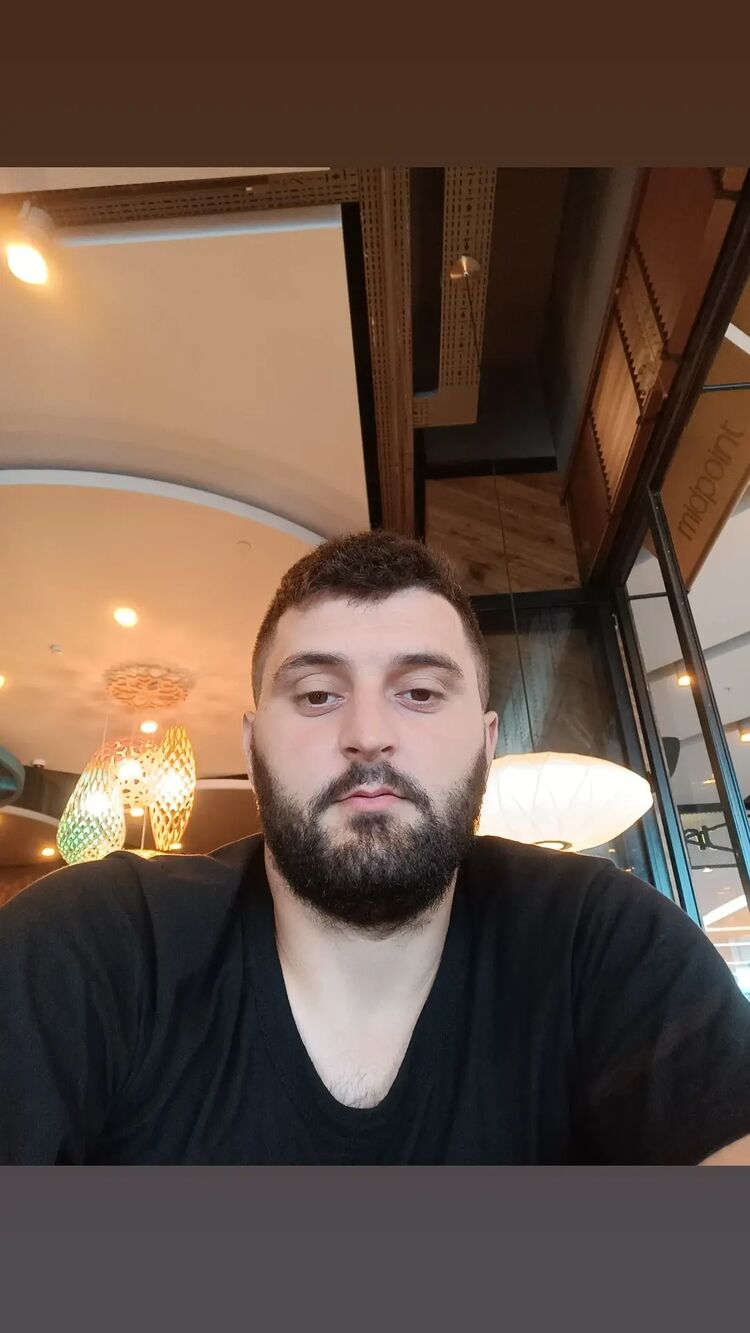  52975474  , 33 ,    