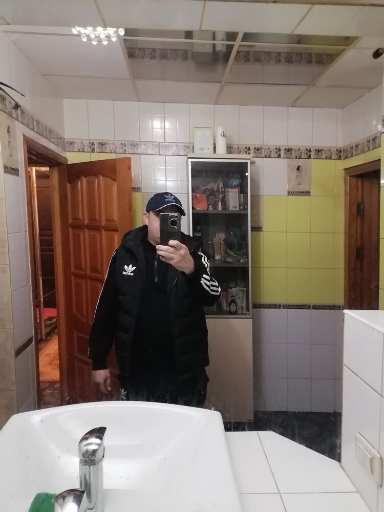  53178604  , 42 ,    