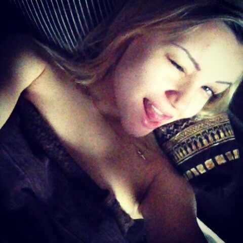  ,   Lena, 30 ,   ,   , c 