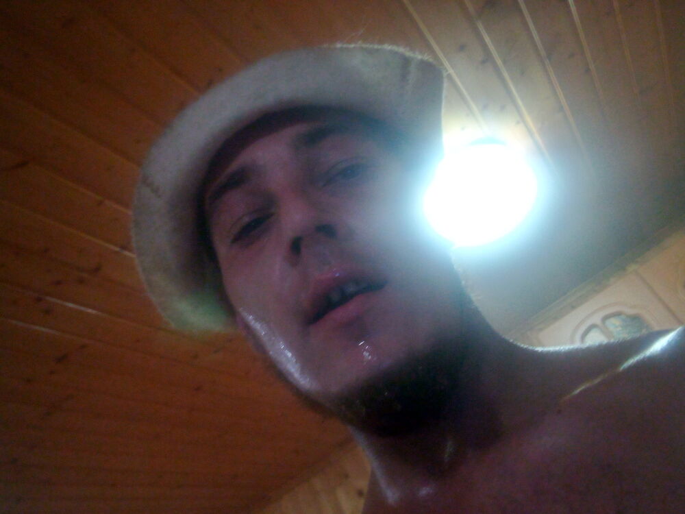  32585384  , 27 ,    
