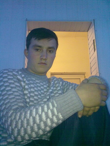  5615174  Ruslan, 36 ,    