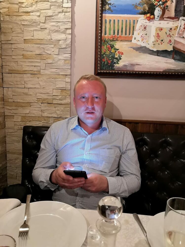  54591384  Anton, 42 ,    