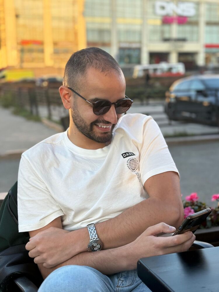  53631524  Moncef, 29 ,    