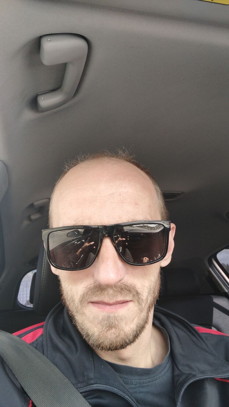  51446294  Vladimir, 34 ,    